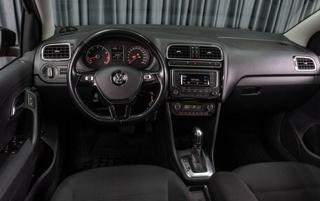 Volkswagen Polo VI (EU Market), 2017 год, 1 399 000 рублей, 6 фотография