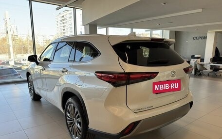 Toyota Highlander, 2026 год, 5 500 000 рублей, 7 фотография