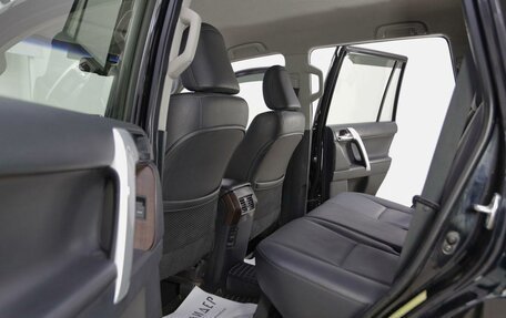 Toyota Land Cruiser Prado 150 рестайлинг 2, 2014 год, 2 995 000 рублей, 9 фотография