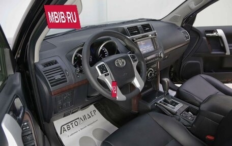 Toyota Land Cruiser Prado 150 рестайлинг 2, 2014 год, 2 995 000 рублей, 6 фотография
