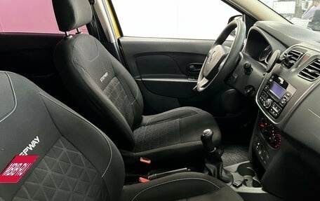Renault Sandero II рестайлинг, 2017 год, 1 030 000 рублей, 12 фотография