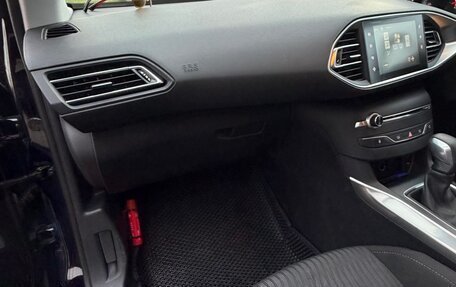 Peugeot 308 II, 2015 год, 1 000 000 рублей, 14 фотография