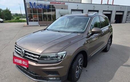 Volkswagen Tiguan II, 2018 год, 2 800 000 рублей, 4 фотография