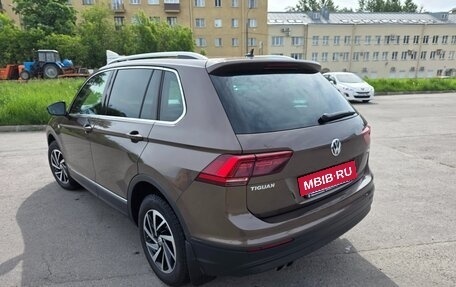 Volkswagen Tiguan II, 2018 год, 2 800 000 рублей, 7 фотография
