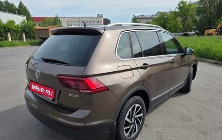 Volkswagen Tiguan II, 2018 год, 2 800 000 рублей, 9 фотография