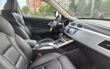 Geely Atlas I, 2019 год, 1 680 000 рублей, 13 фотография
