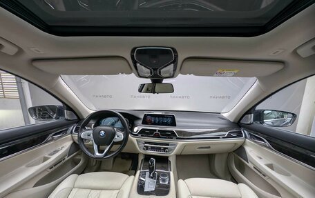 BMW 7 серия, 2016 год, 3 349 000 рублей, 13 фотография