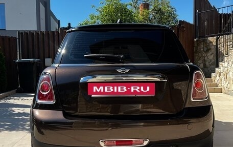 MINI Hatch, 2010 год, 900 000 рублей, 8 фотография