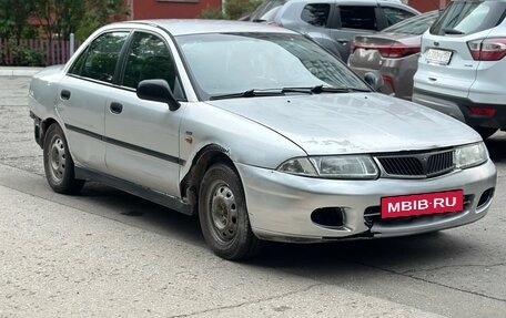 Mitsubishi Carisma I, 1998 год, 75 000 рублей, 3 фотография