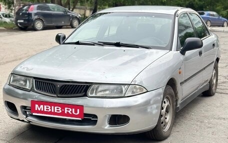 Mitsubishi Carisma I, 1998 год, 75 000 рублей, 4 фотография