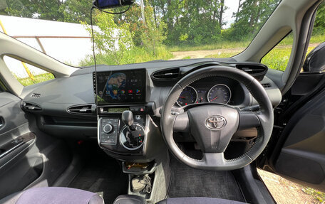 Toyota Wish II, 2013 год, 1 560 000 рублей, 8 фотография