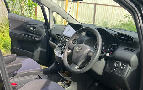 Toyota Wish II, 2013 год, 1 560 000 рублей, 13 фотография