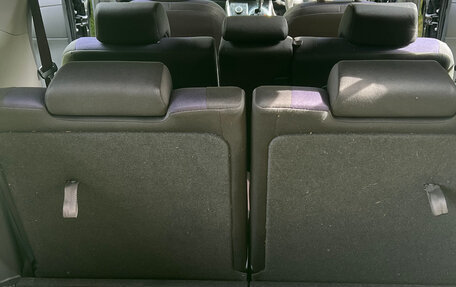 Toyota Wish II, 2013 год, 1 560 000 рублей, 15 фотография