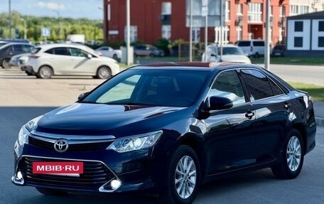 Toyota Camry, 2017 год, 1 980 000 рублей, 2 фотография