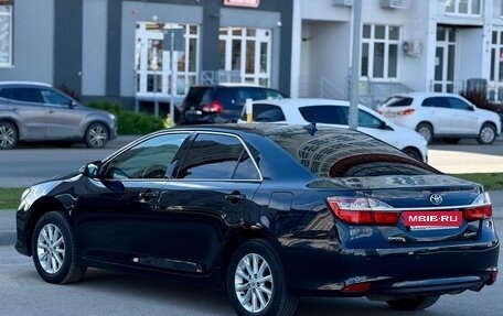 Toyota Camry, 2017 год, 1 980 000 рублей, 4 фотография