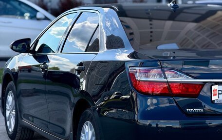 Toyota Camry, 2017 год, 1 980 000 рублей, 10 фотография