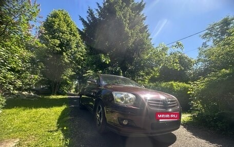 Toyota Avensis III рестайлинг, 2008 год, 880 000 рублей, 2 фотография
