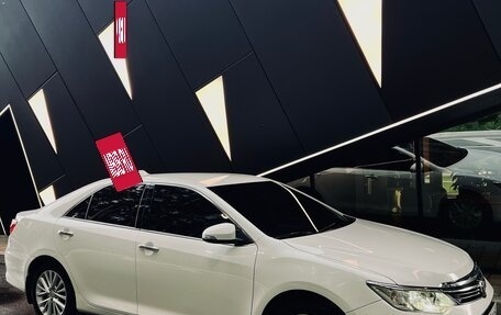 Toyota Camry, 2015 год, 2 100 000 рублей, 4 фотография