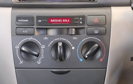 Toyota Corolla, 2002 год, 699 000 рублей, 13 фотография