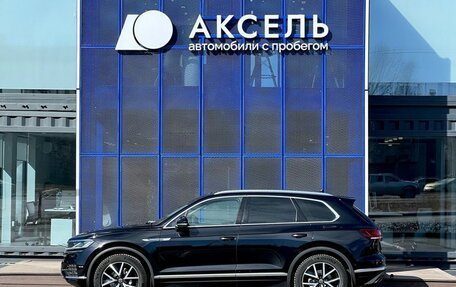 Volkswagen Touareg III, 2021 год, 5 299 000 рублей, 8 фотография