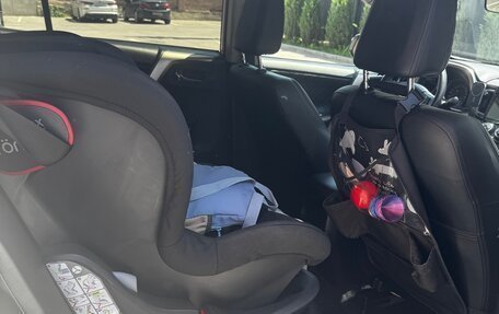 Toyota RAV4, 2013 год, 2 000 000 рублей, 15 фотография