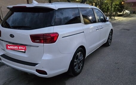 KIA Carnival III, 2019 год, 2 800 000 рублей, 6 фотография