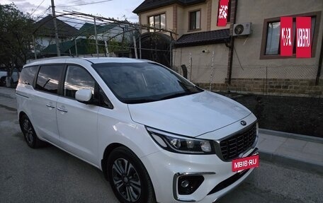 KIA Carnival III, 2019 год, 2 800 000 рублей, 4 фотография