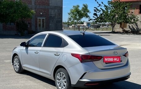 Hyundai Solaris II рестайлинг, 2020 год, 985 000 рублей, 4 фотография