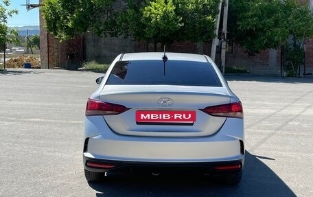 Hyundai Solaris II рестайлинг, 2020 год, 985 000 рублей, 6 фотография