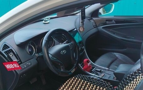 Hyundai Sonata VI, 2012 год, 1 250 000 рублей, 6 фотография