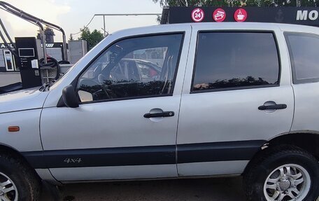Chevrolet Niva I рестайлинг, 2002 год, 449 000 рублей, 4 фотография