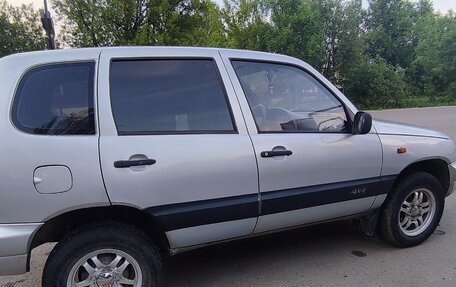 Chevrolet Niva I рестайлинг, 2002 год, 449 000 рублей, 3 фотография