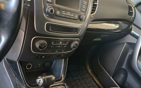 KIA Sorento II рестайлинг, 2015 год, 2 129 000 рублей, 7 фотография