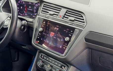 Volkswagen Tiguan II, 2018 год, 3 349 900 рублей, 12 фотография