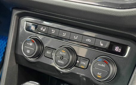 Volkswagen Tiguan II, 2018 год, 3 349 900 рублей, 14 фотография