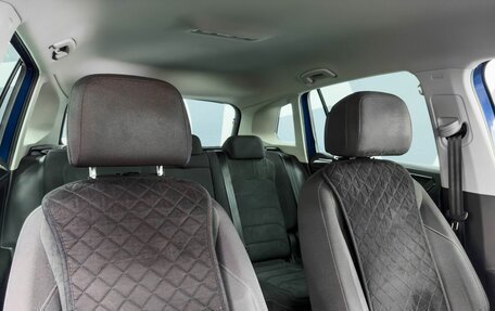 Volkswagen Tiguan II, 2018 год, 3 349 900 рублей, 16 фотография
