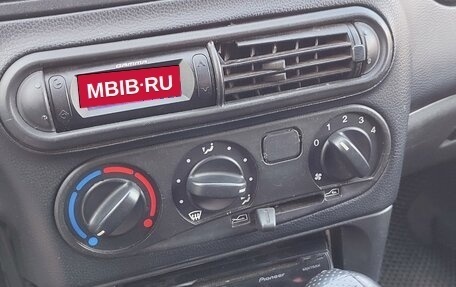 Chevrolet Niva I рестайлинг, 2002 год, 449 000 рублей, 10 фотография
