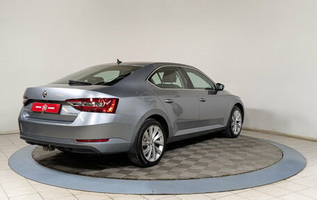 Skoda Superb III рестайлинг, 2018 год, 1 844 900 рублей, 8 фотография