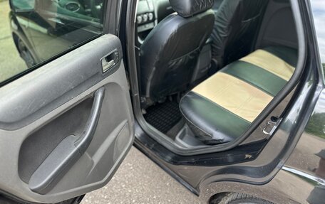 Ford Focus II рестайлинг, 2007 год, 490 000 рублей, 23 фотография