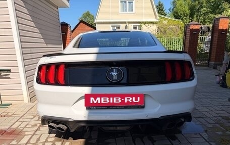 Ford Mustang VI рестайлинг, 2019 год, 4 200 000 рублей, 4 фотография