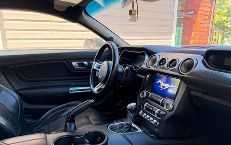Ford Mustang VI рестайлинг, 2019 год, 4 200 000 рублей, 15 фотография