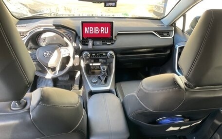 Toyota RAV4, 2020 год, 3 100 000 рублей, 5 фотография