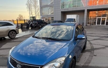 KIA cee'd I рестайлинг, 2011 год, 650 000 рублей, 6 фотография