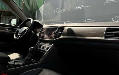 Volkswagen Teramont I, 2019 год, 2 798 600 рублей, 10 фотография