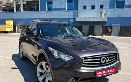 Infiniti FX II, 2011 год, 2 470 000 рублей, 1 фотография