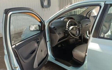 Toyota Echo, 2003 год, 409 000 рублей, 3 фотография