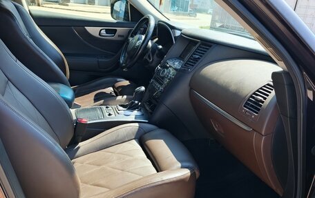 Infiniti FX II, 2011 год, 2 470 000 рублей, 6 фотография