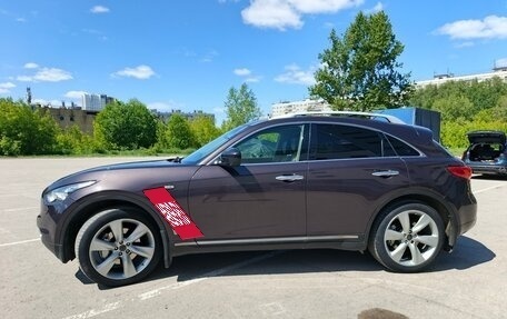 Infiniti FX II, 2011 год, 2 470 000 рублей, 3 фотография
