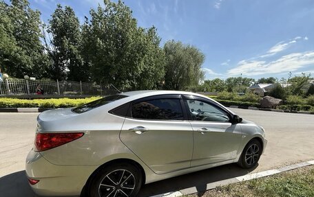 Hyundai Solaris II рестайлинг, 2013 год, 780 000 рублей, 2 фотография