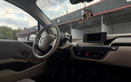 BMW i3 I01 рестайлинг, 2014 год, 1 600 000 рублей, 8 фотография